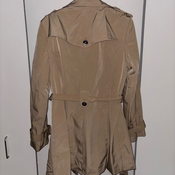 Calvin Klein Women's Beige Trench Coat - Picture 4 of 4